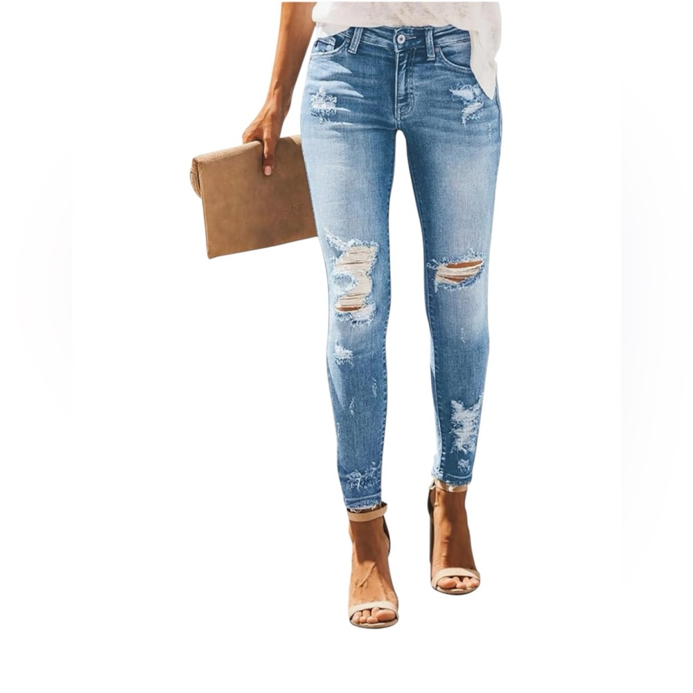NWT JUDY BLUE Real You Mid Rise Women's Distressed Skinny Fit Blue Jeans3/26